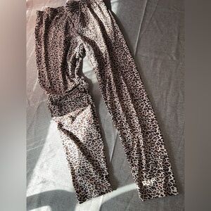 SHEIN Leopard Print Leggings